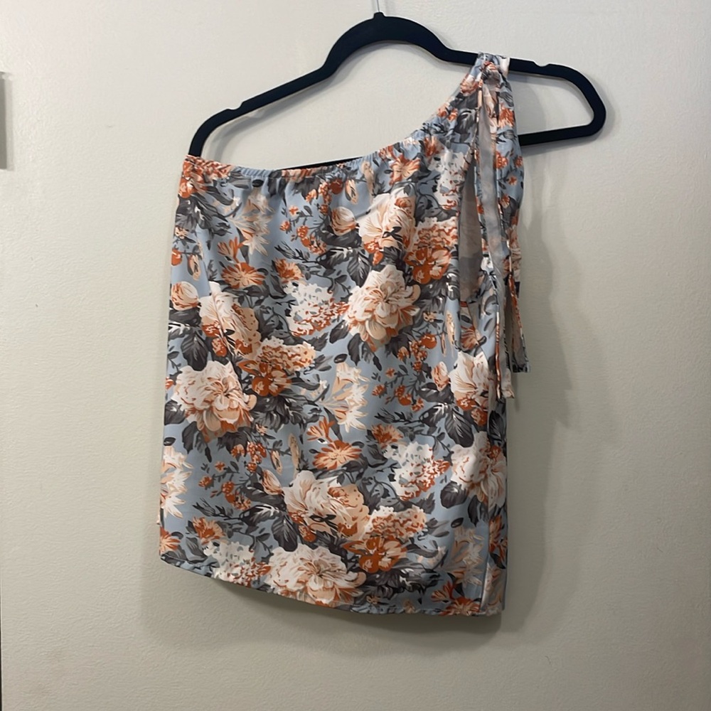 Off the shoulder spring top